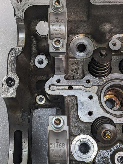 PORSCHE 911/996 CYLINDER HEAD ASSEMBLY W COVER 9961046710R SR: 51468 USED 996GL2