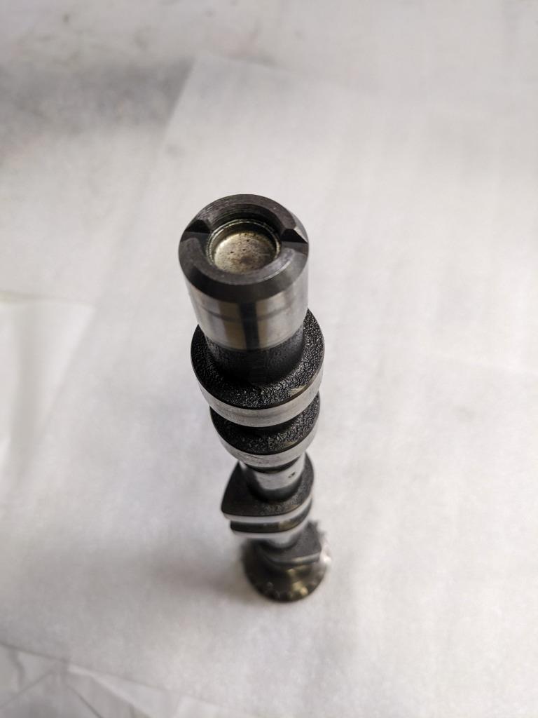 PORSCHE 911 996 (1998-2005) CAMSHAFT INTAKE (CYLINDER4-6) 996222 USED 996B.G.L.