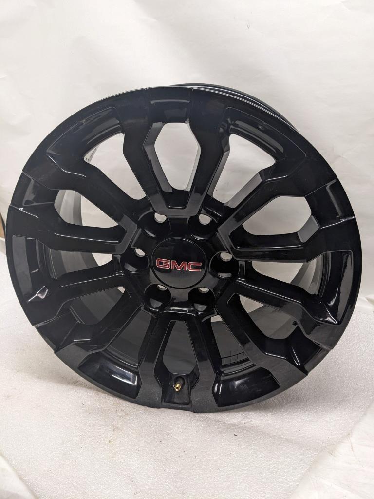 1 GM WHEEL 23377014 18X8.5 ET26 GLOSS BLACK 6X139.7 FOR GMC SIERRA 1500 NEW B2