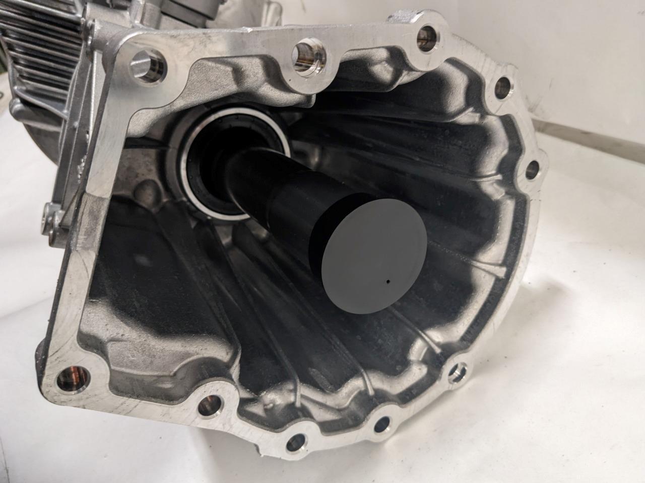 GENUINE PORSCHE 958 351 042 BX 15-18 CAYENNE TRANSFER BOX CASE T3 BSRG4