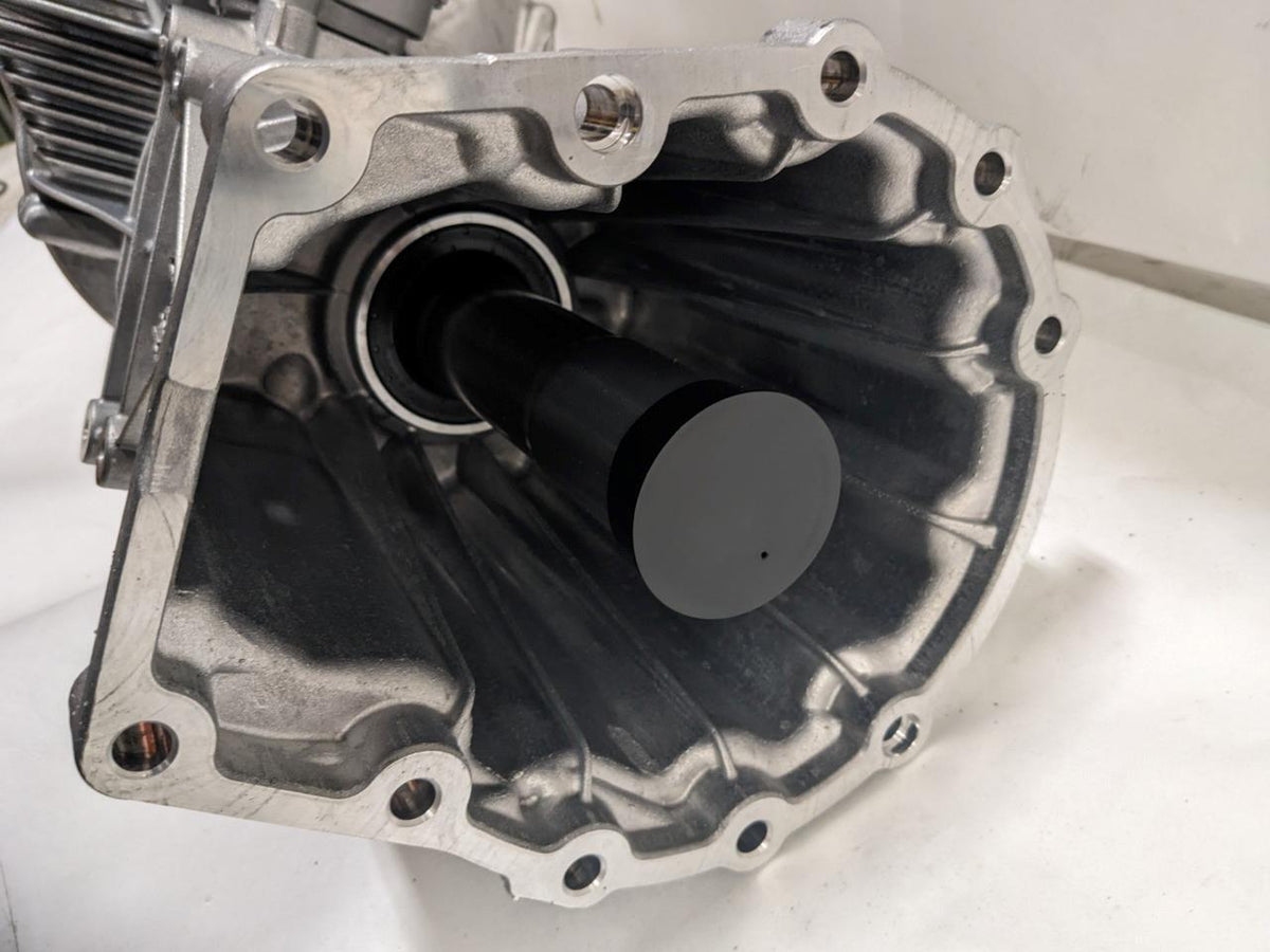 GENUINE PORSCHE 958 351 042 BX 15-18 CAYENNE TRANSFER BOX CASE T3 BSRG4