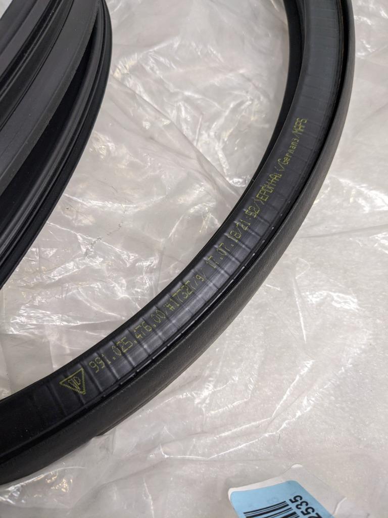 PORSCHE 98153707606 RIGHT DOOR SEAL FOR 14-16 CAYMAN/17-21 718 CAYMAN NEW PGB2