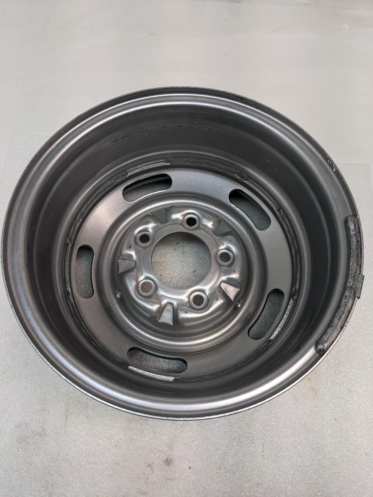 1 WHEEL VINTIQUES 344734044 34 CAMARO RALLYE SILVER SERIES 14X7 4.25BS NEW WR