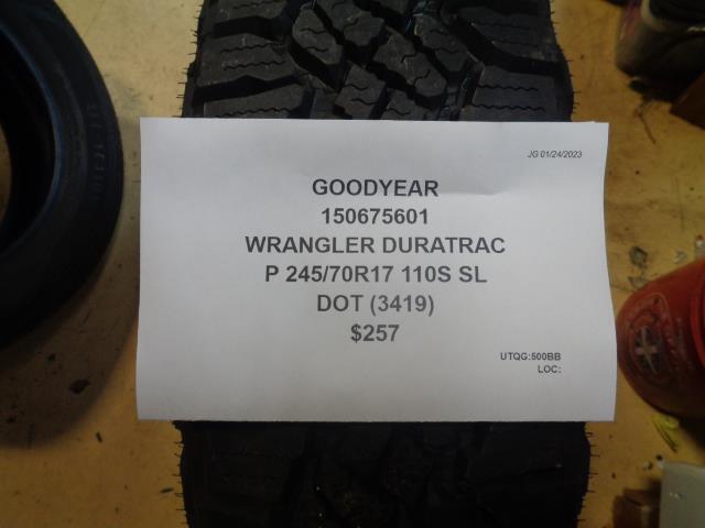 1 GOODYEAR WRANGLER DURATRAC P 245 70 17 110S SL TIRE 150675601 BQ1