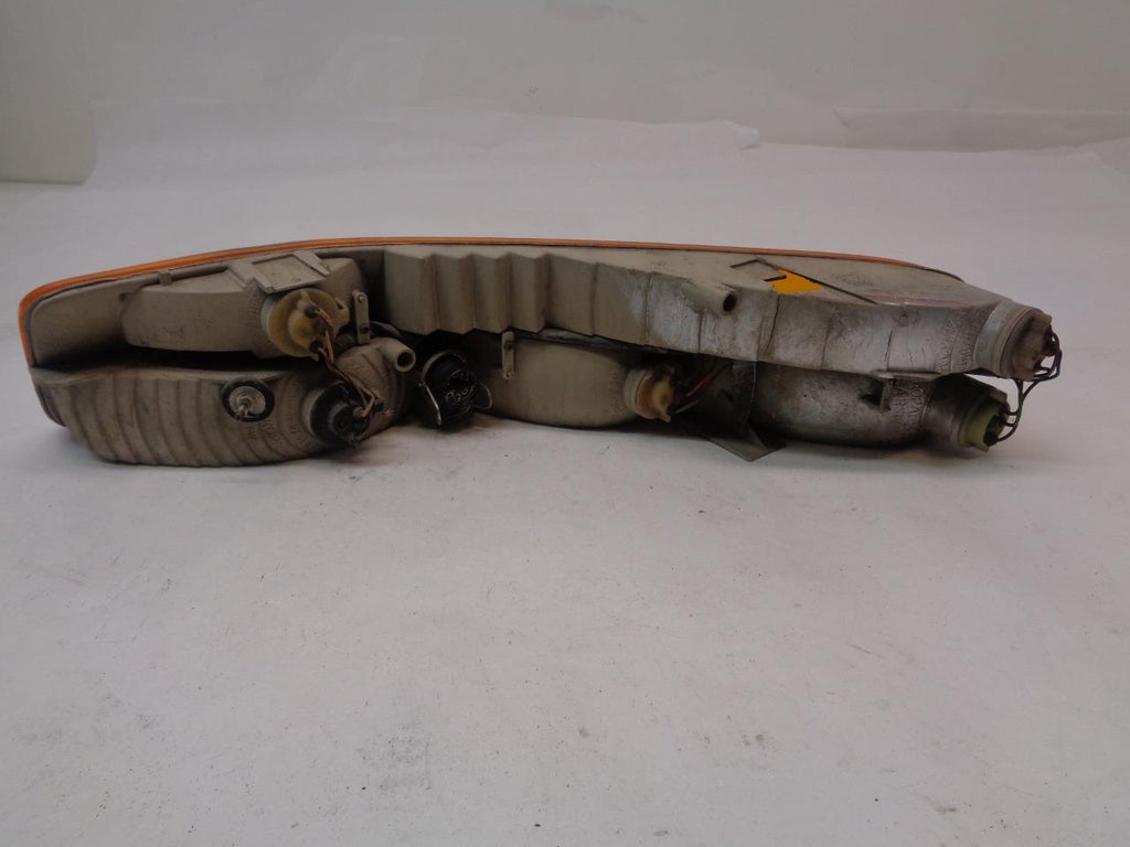 GENUINE PORSCHE 928 LEFT TAIL LIGHT (DAMAGED) 92863104302 R24