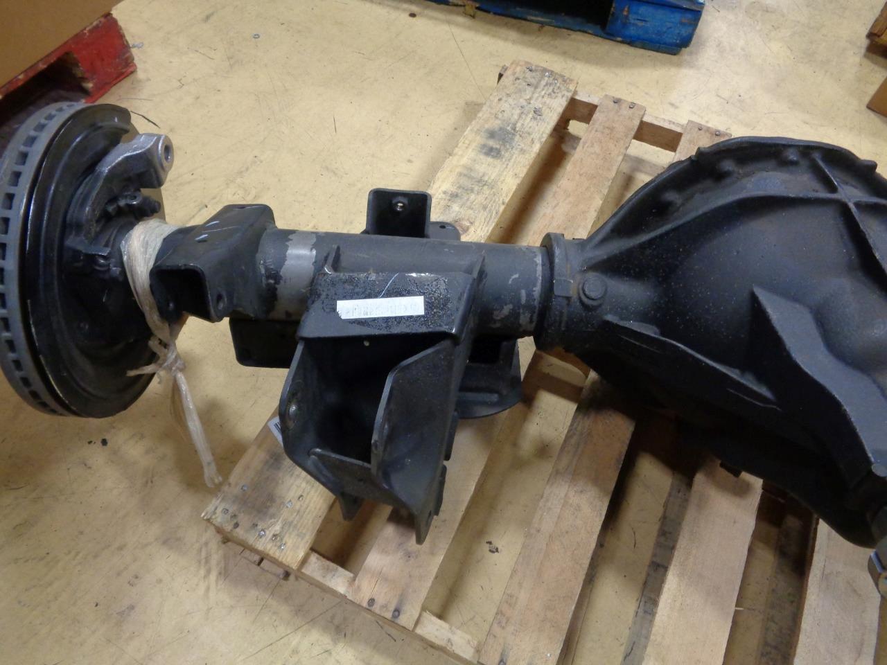 MOPAR 2019-22 RAM 2500 REAR COMPLETE AXLE ASSEMBLY 68295631AE BAY2