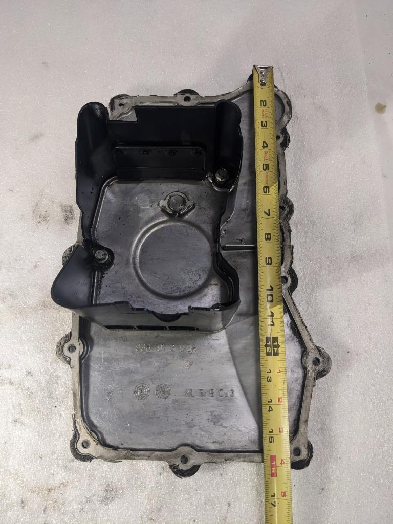 PORSCHE 911/996 ENGINE OIL SUMP PLATE/PAN 9961073108R USED 996BGLT3