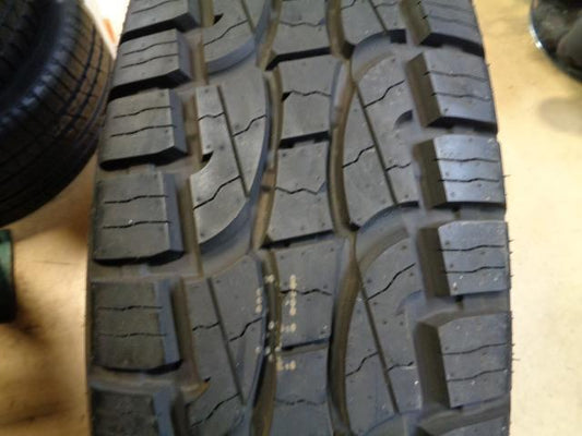 LINGLONG CROSSWIND  A/T OWL P 265 70 18 116T SL TIRE 221007578 CQ1