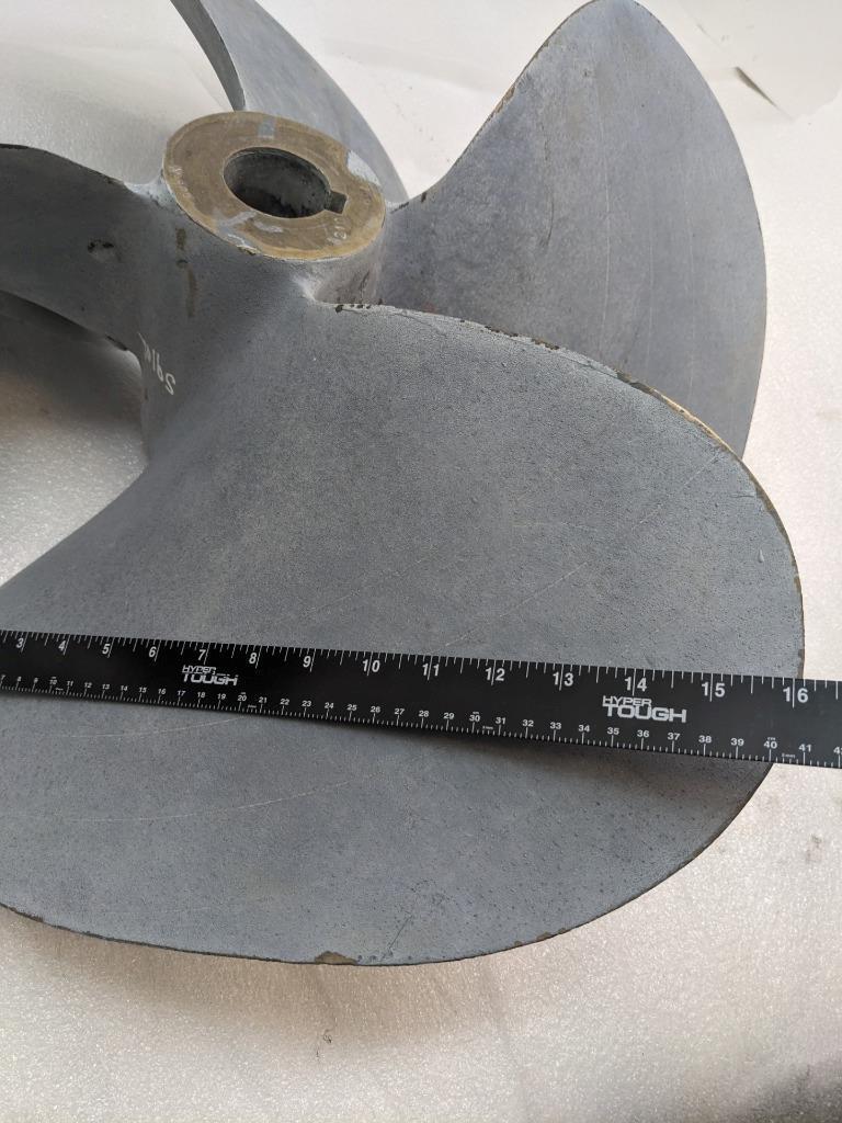 BRASS 28X28X8X16X11 SINGLE 4-WAY BOAT PROPELLER 6768 #2 NEW B2