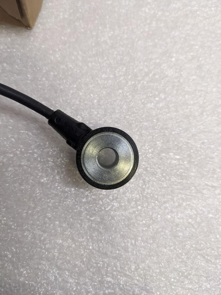 PORSCHE 95560612521 KNOCK SENSOR FOR CAYENNE 958/957 BASE NEW PGB2TA