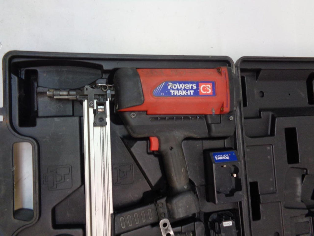 USED RED POWERS TRAK IT GAS NAILER C3 55011  MISSING CHARGING CORD  BSR35
