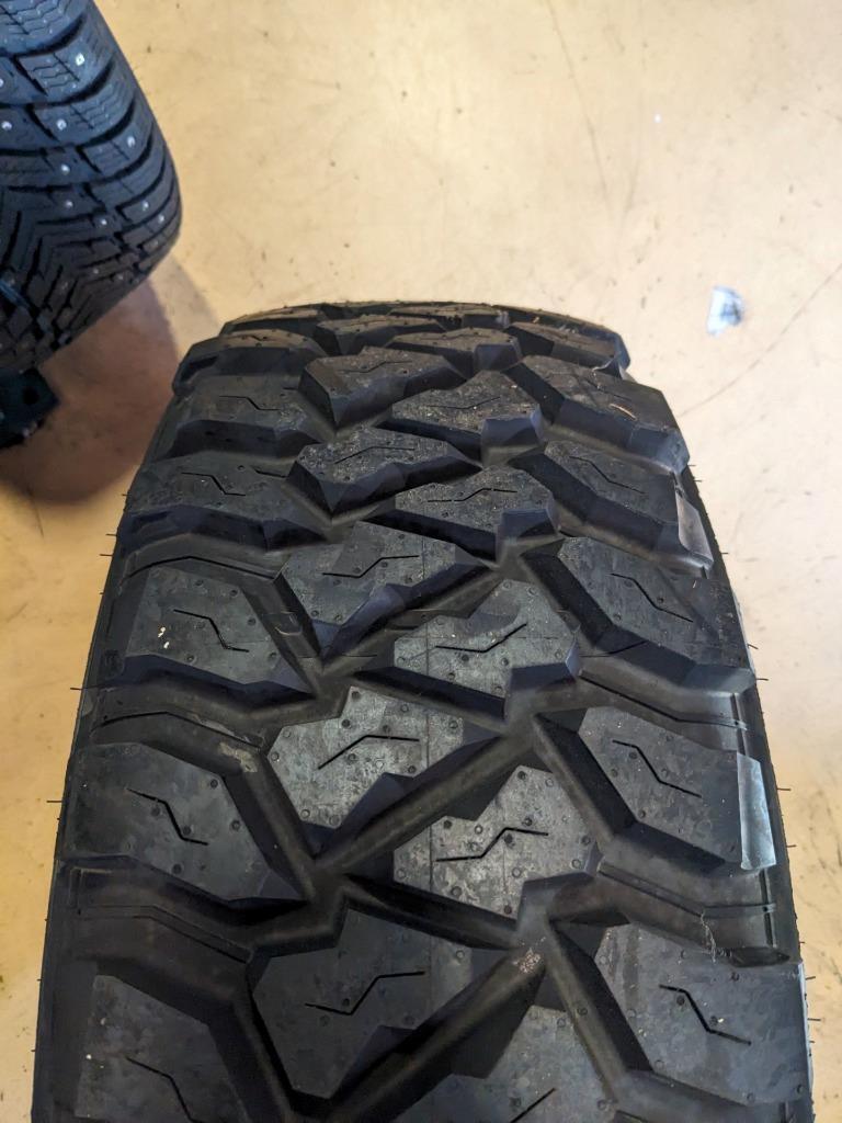 MICKEY THOMPSON BAJA LEGEND MTZ LT 265 70 17 121/118Q LRE 10PLY TIRE 90000057346