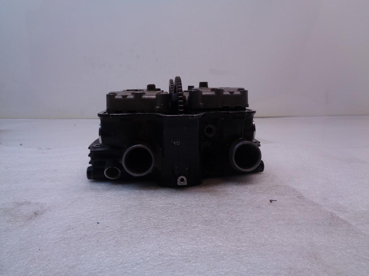 USED DAMAGED KAWASAKI NINJA 500 CYLINDER HEAD R16