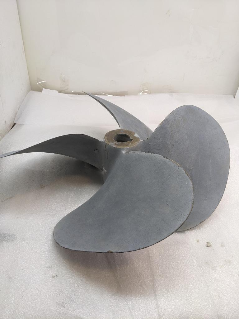 BRASS 28X28X8X16X11 SINGLE 4-WAY BOAT PROPELLER 6768 #2 NEW B2