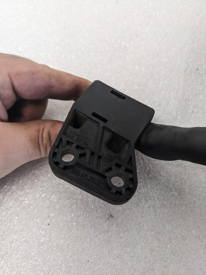 DAMAGED PORSCHE 98661120200 POSITIVE STARTER CABLE FOR 98-08 BOXSTER USED R24T1