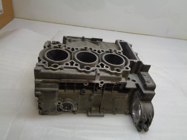 Porsche Boxster Crankcase Right 2.5L 996 101 105 2R USED FOR PARTS R24