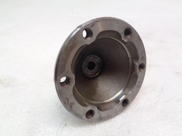 PORSCHE STUB AXLE FLANGE FOR PORSCHE 928 USED R20