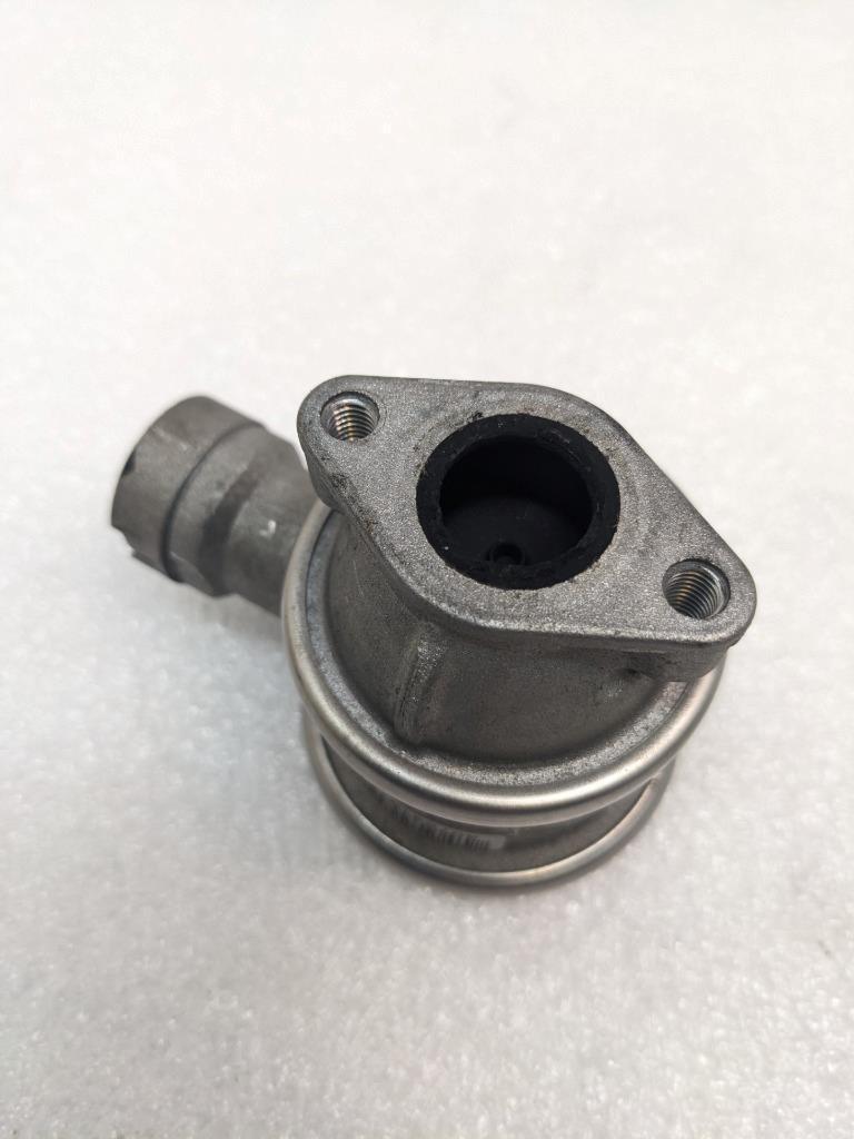 15-18 PORSCHE MACAN EGR SECONDARY AIR PUMP VALVE 99711320371 USED R21SPB