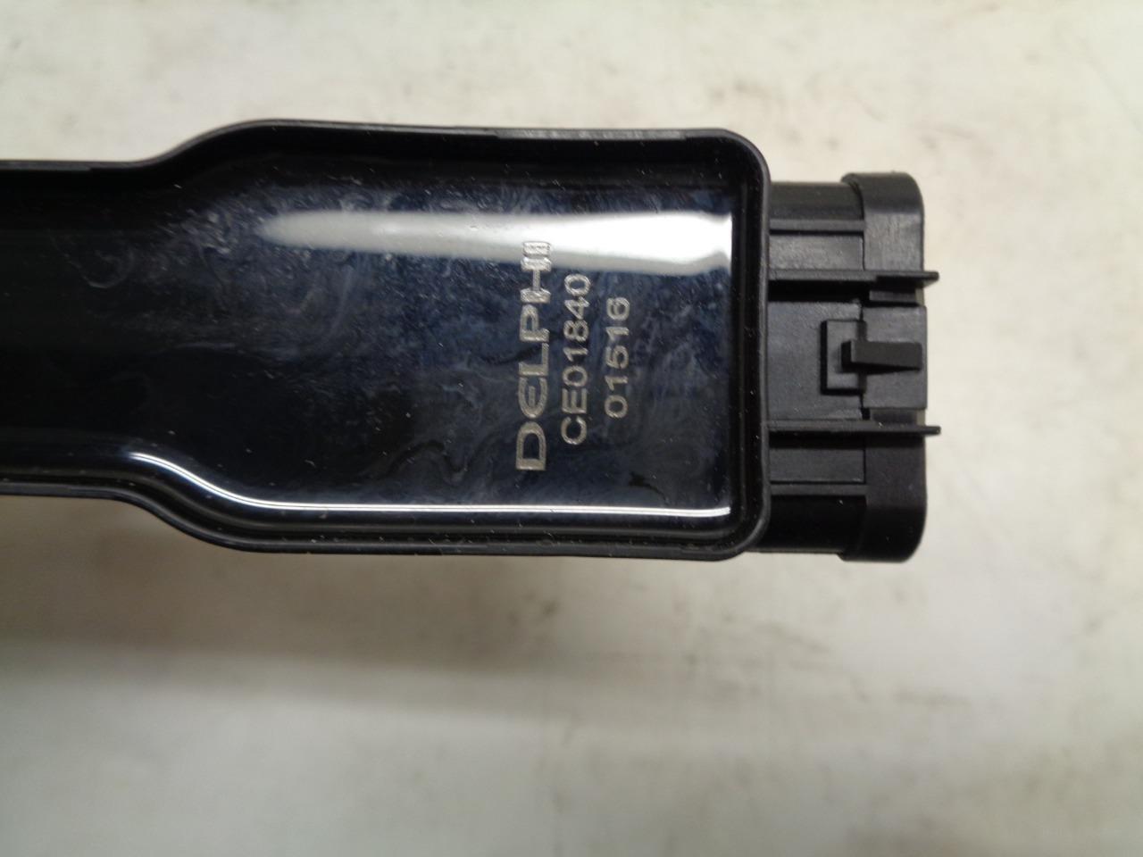 NEW GENUINE DELPHI IGNITION COIL FOR CHEVROLET CE01840 R13