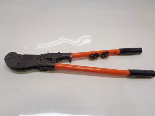 USED THOMAS & BETTS TBM5 SHURE STAKE TOOL W/ 3 COLOR-CODED DIES R27