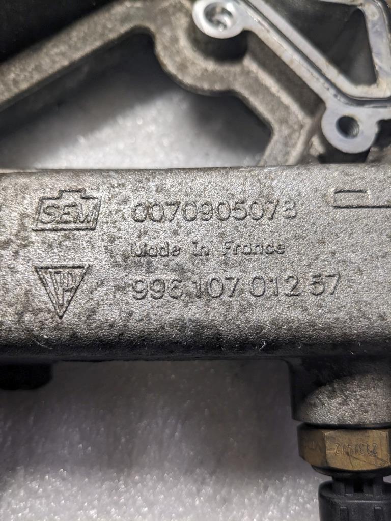 PORSCHE BOXSTER 986 OIL PUMP AND HOUSING WITH PIPE 99610701257 USED 996GL2T1