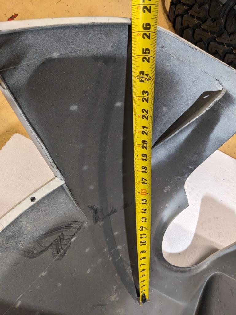 PORSCHE 928 -REAR BUMPER-LINING-WHITE- 65X30X18- 92850512322- NEW B2