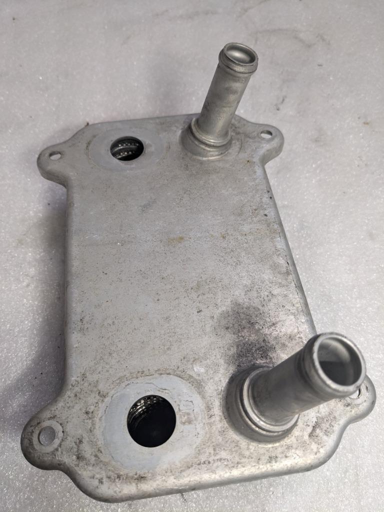 PORSCHE CAYENNE 4.5L ENGINE OIL RADIATOR COOLER 6819130 USED 996BGL