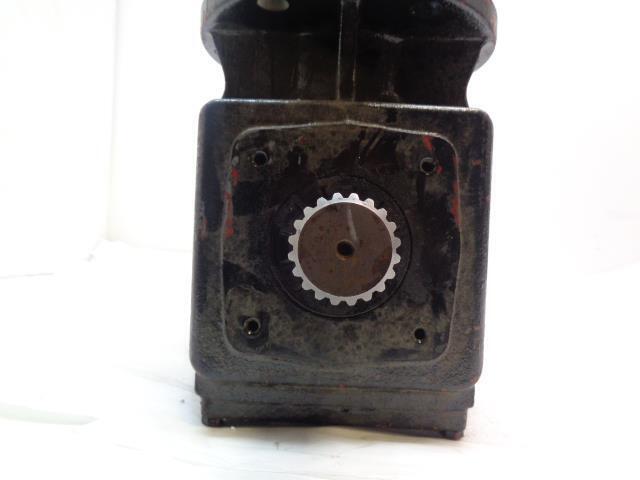 WOODS 617170RP LEFT WING GEARBOX BW240Q BATWING CCW 1:1 ROTARY CUTTER NEW R12