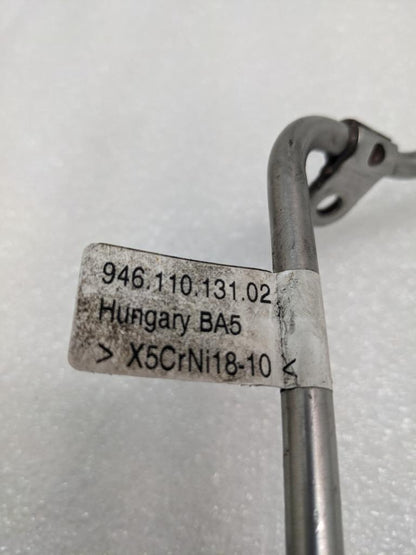 2014-18 PORSCHE MACAN PANAMERA LEFT FUEL RAIL W/INJECTORS 94611011800 USED R23