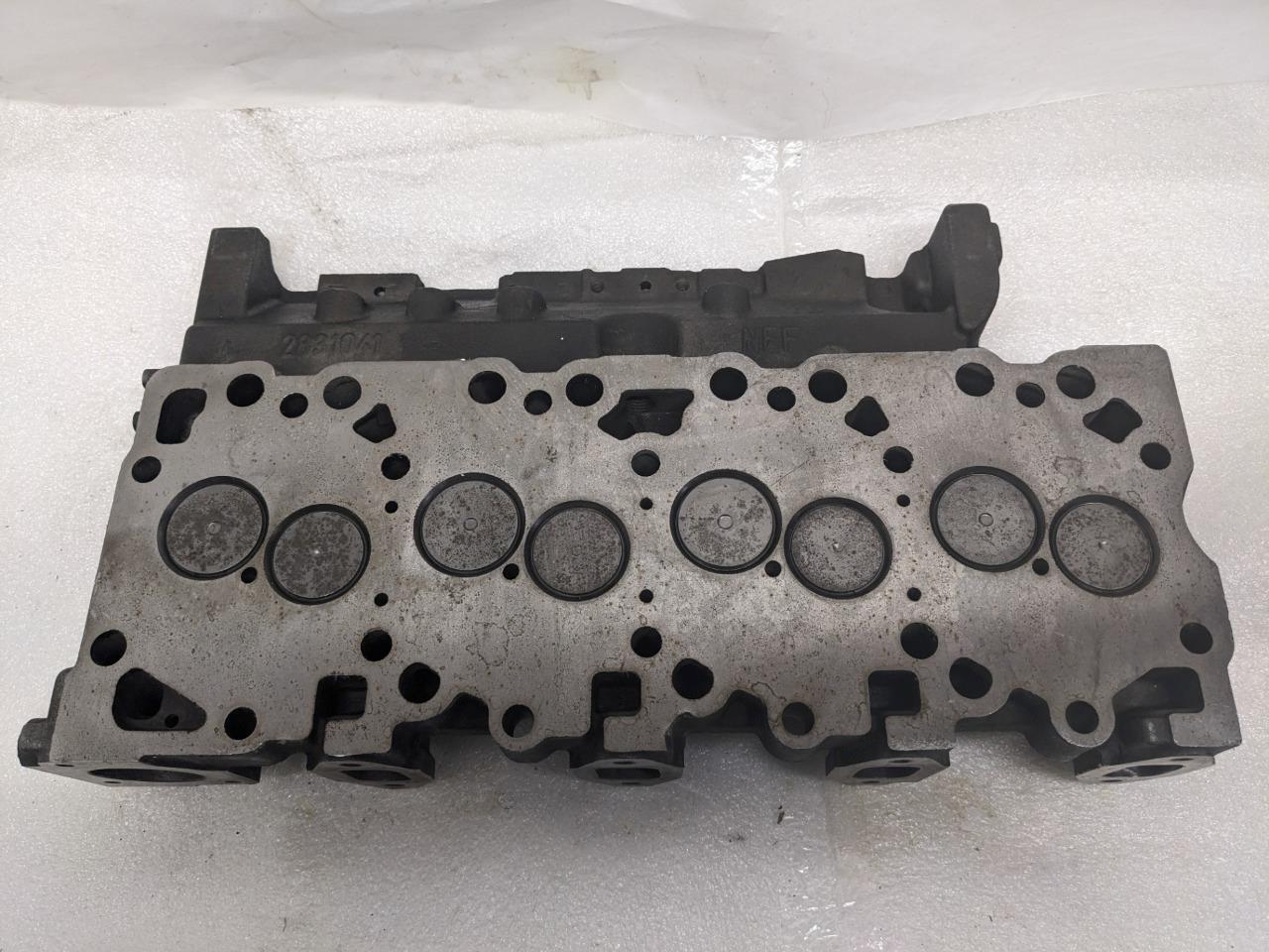 CUMMINS 2831041 Case Cummins Cylinder Head FOR 450/430/440 CASE Dozer NEW R18