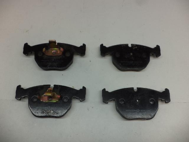 BRAND NEW MINTEX MDB2280 FRONT BRAKE PADS R5
