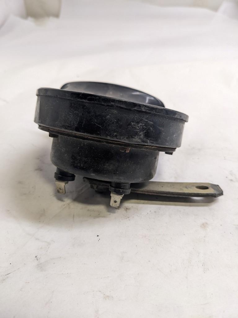 PORSCHE 84-91 944 LOW PITCH TONE ELECTRIC HORN SIREN MIXO TR129 #5 USED R21T2