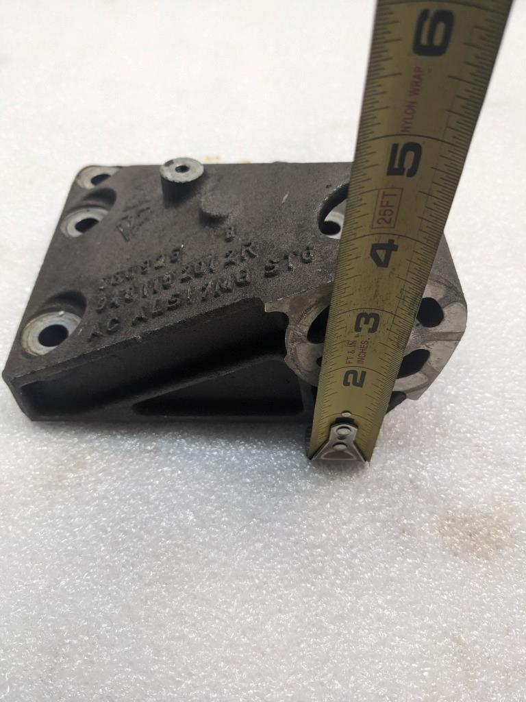 PORSCHE CAYENNE ENGINE HOLDER RIGHT 9481152012R USED R25