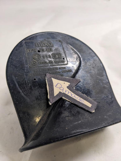 PORSCHE 84-91 944 LOW PITCH TONE ELECTRIC HORN SIREN MIXO TR129 #4 USED R21T2