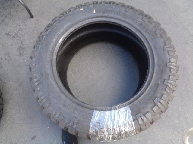1 NEW FURY  COUNTRY HUNTER M/T 2  LT 40 15.5 24 128P LRF 12PLY BSW SU16