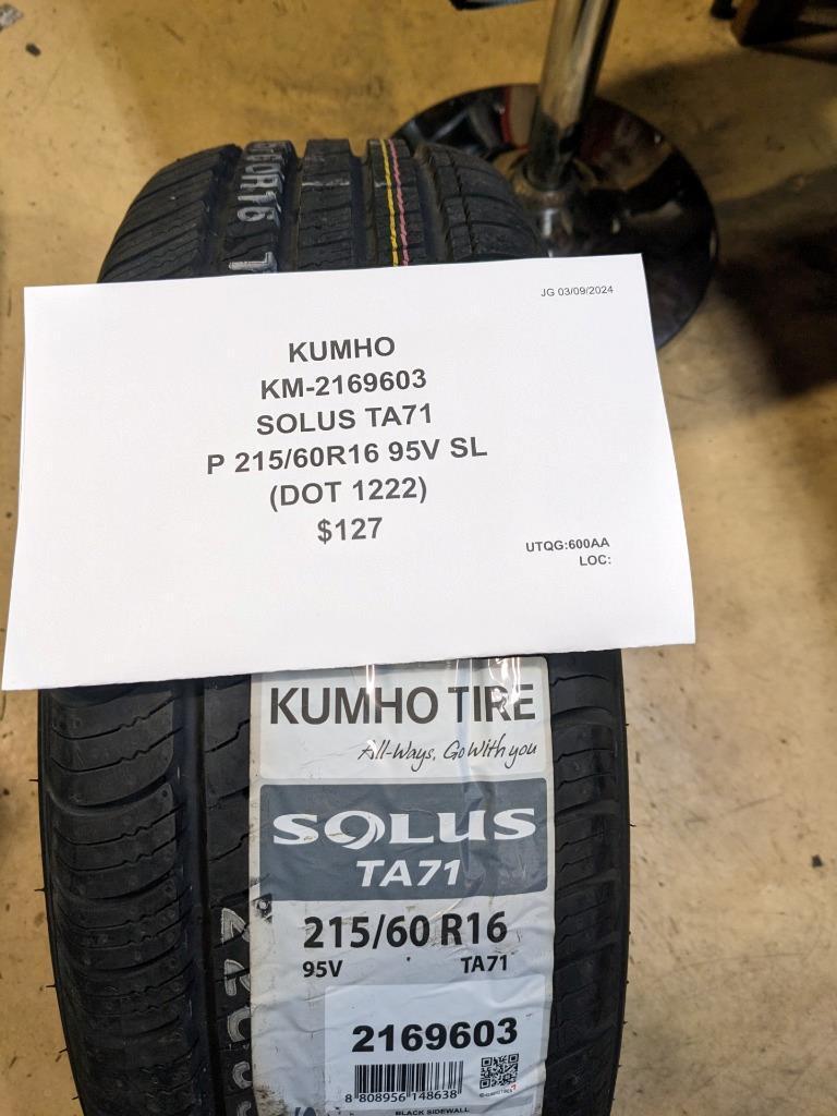 KUMHO SOLUS TA71 P 215 60 16 95V SL TIRE 2169603 CQ1