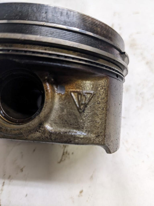 PORSCHE BOXSTER 987 05-08 PISTON CYLINDER (3) 09309481 USED 996G.LT3