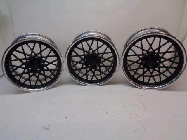 3 AMERICAN RACING CUSTOM 2 FRONT: 17X9 1 REAR: 18X11 5X120.7 BLACK/CHROME WR
