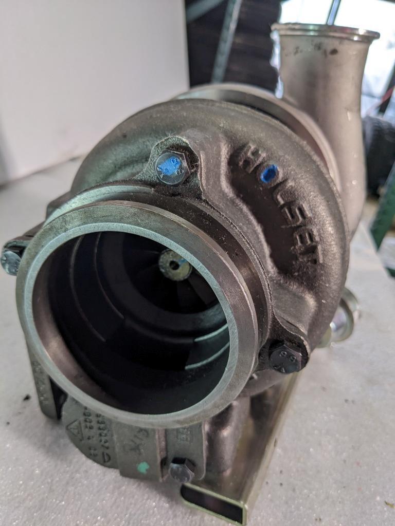 CUMMINS HOLSET 33LB TURBOCHARGER FOR CUMMINS PEGASUS HX40W E2