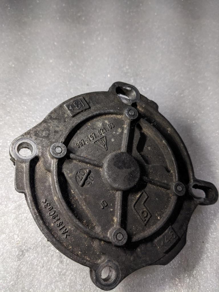 PORSCHE 911 BOXSTER SECONDARY OIL PUMP 99710702103 USED 996B.G.L.