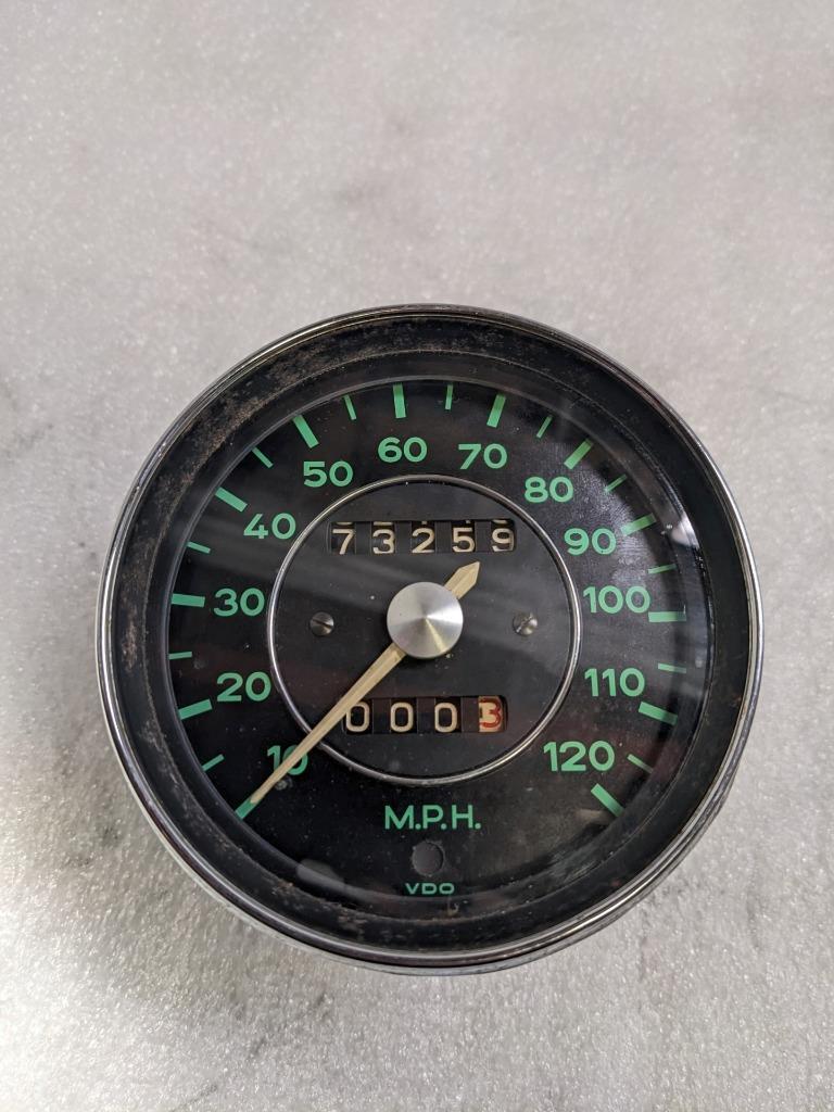 GENUINE PORSCHE 65-69 912 GREEN VDO 120MPH SPEEDOMETER 90274110212 r20t6