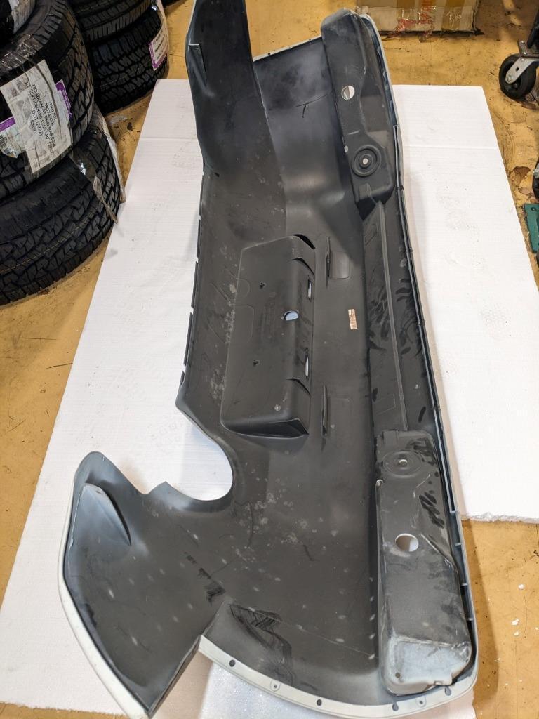 PORSCHE 928 -REAR BUMPER-LINING-WHITE- 65X30X18- 92850512322- NEW B2