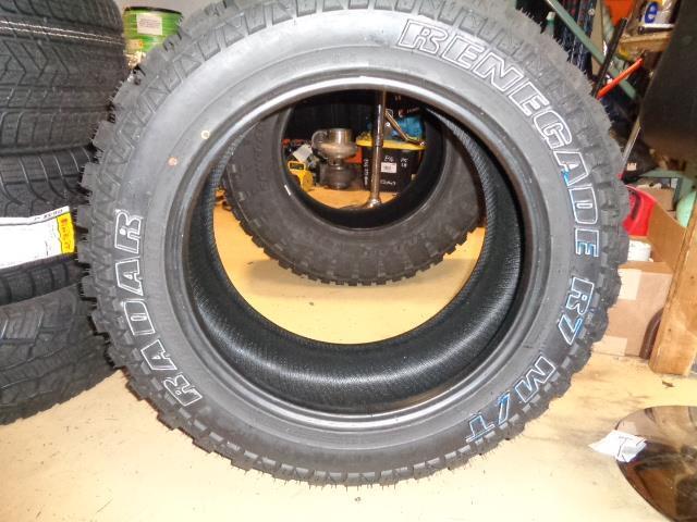 2 RADAR RENEGADE R7 M/T BSW LT 33 12.5 20 114Q LRE 10PLY TIRES RZD0059 BQ4
