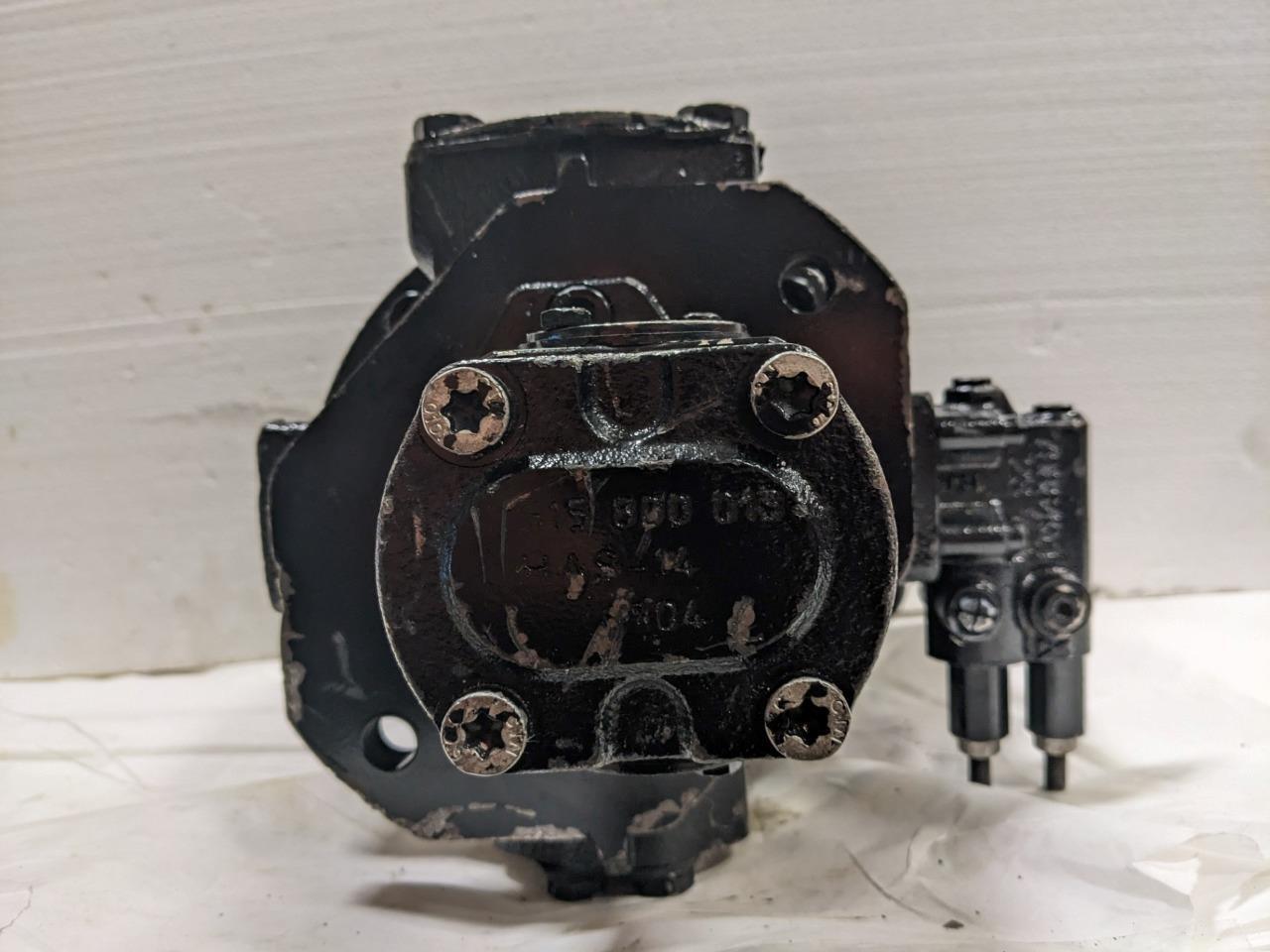 NEW DOOSAN 401-00327 R902432168 HYDRAULIC MOTOR BSIG1