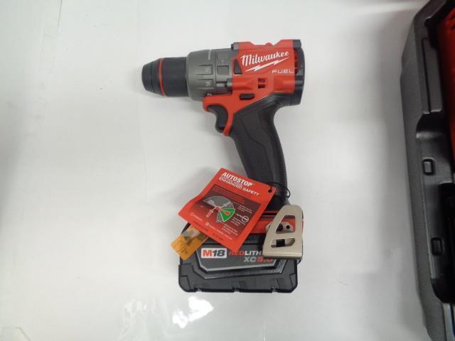 MILWAUKEE M18 FUEL 2-TOOL KIT 1/2" HAMMER DRILL & 1/4" HEX IMPACT DRIVER BSR35