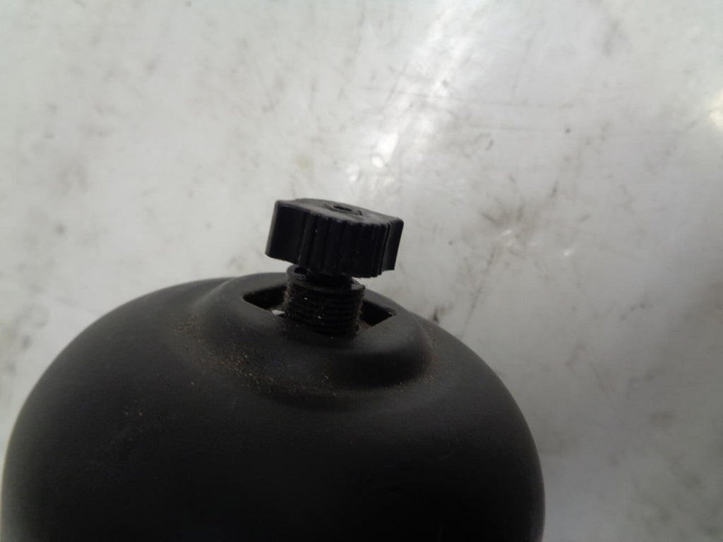 NEW MASTER PNEUMATIC FILTER/REGULATOR (NO GAUGE) CFDR100-4 R6TD