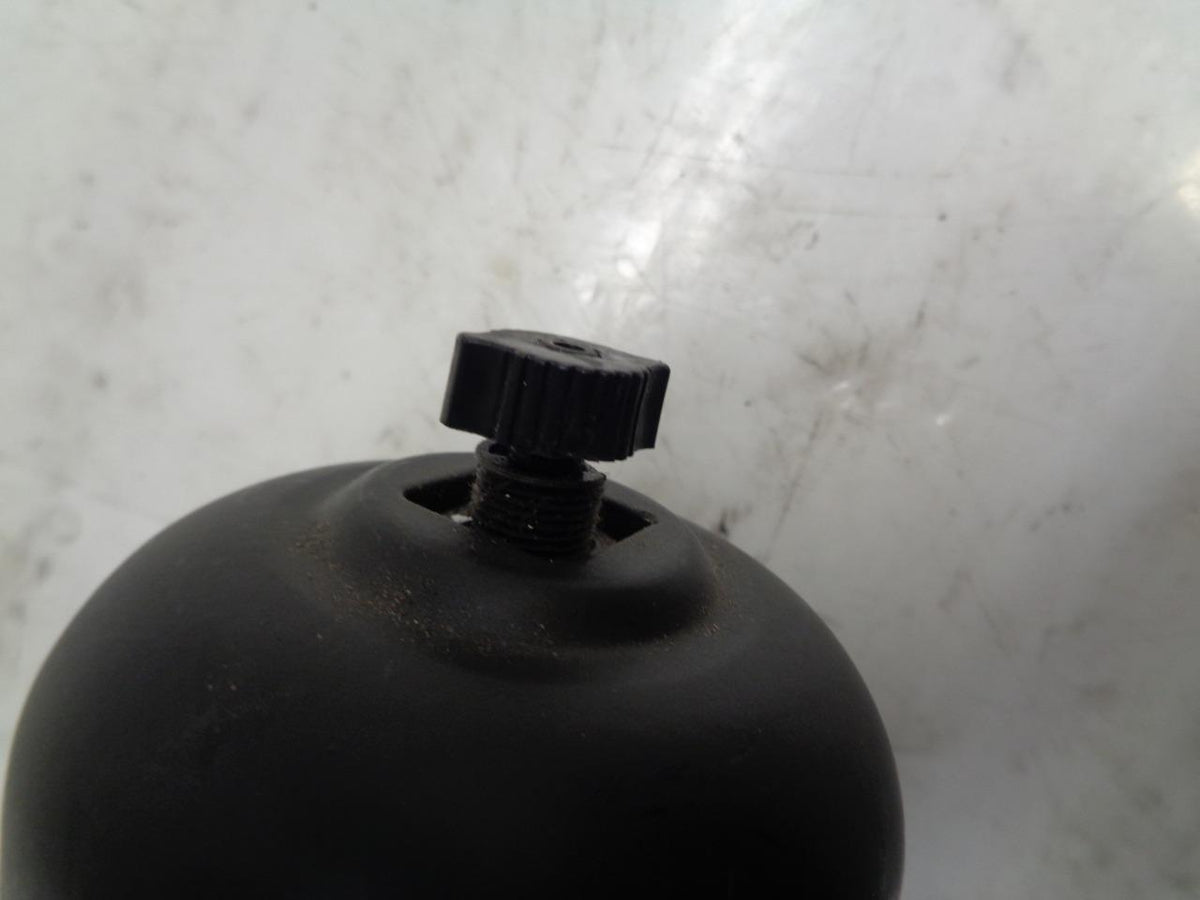 NEW MASTER PNEUMATIC FILTER/REGULATOR (NO GAUGE) CFDR100-4 R6TD