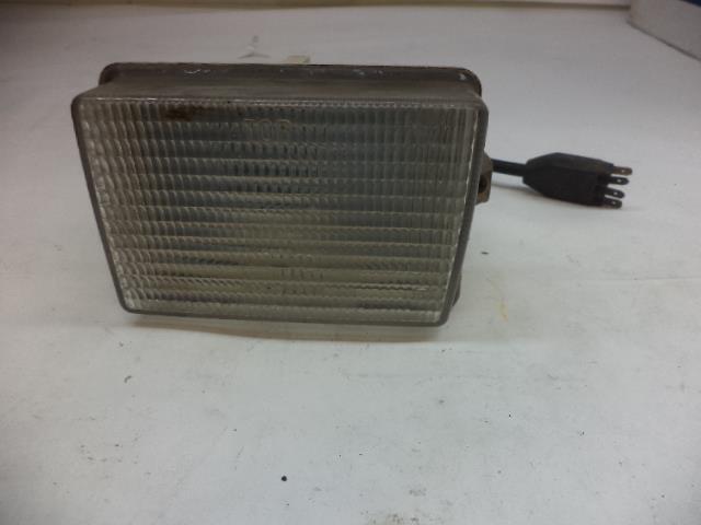 Porsche 928 Fog Light Right Side Cracked 928 631 444 00 USED GENUINE R25T4