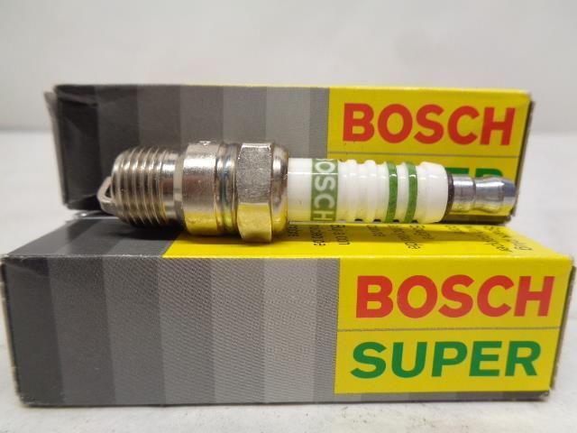 BRAND NEW BOSCH GMC SUPER SPARK PLUG 6-PACK 7572 R13T3