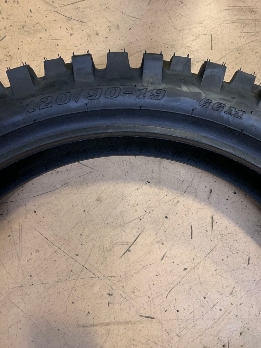 DUNLOP SPORTS D952 BSW  120 90 19 66M REAR MOTORCYCLE TIRE 45174552